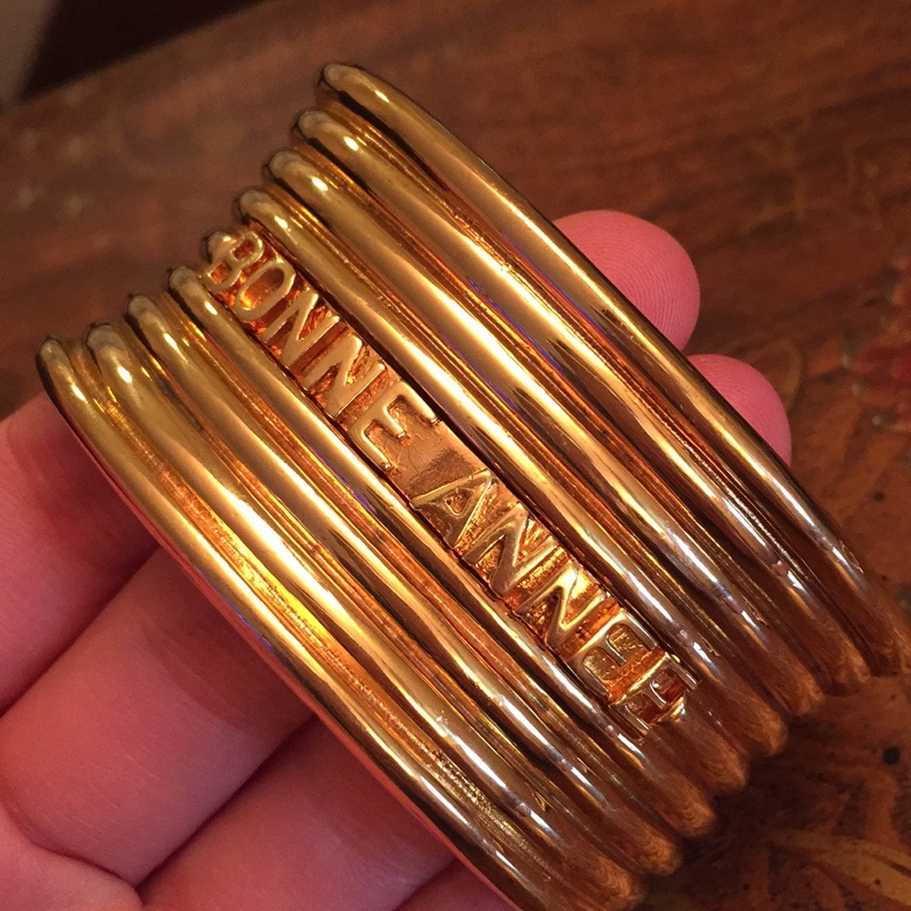 VTG Dior Bonne Annee Ribbed Cuff Bracelet - Picture 7 of 8
